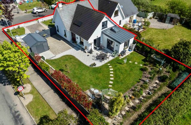 9 The Village, Ballymoney, Ballymoney, Co. Wexford - Click to view photos