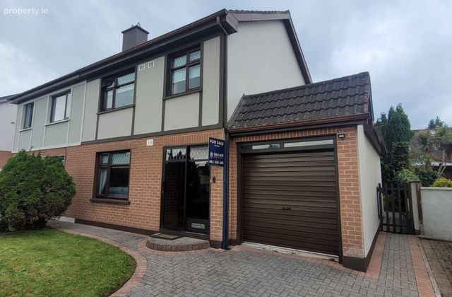 15 Castle Park, Dooradoyle, Dooradoyle, Co. Limerick - Click to view photos