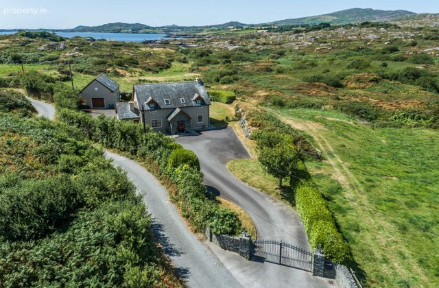 Ballyrisode, Goleen, Toormore, Co. Cork - Click to view photos