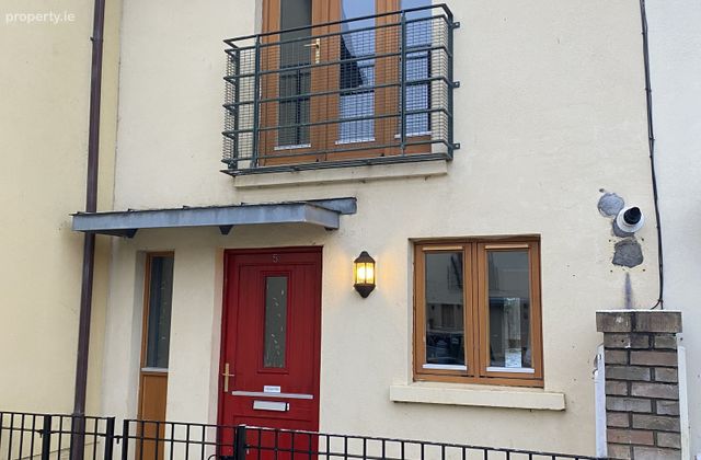 5 Thornleigh Avenue, Swords, Co. Dublin - Click to view photos