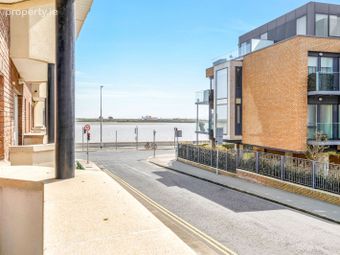 Apartment 21, Clontarf Bay, Clontarf, Dublin 3 - Image 5