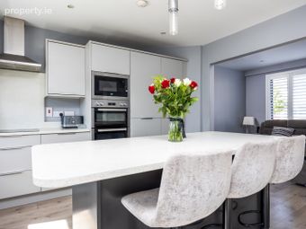 218 Larkhill Road, Whitehall, Dublin 9 - Image 5