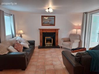 Springfield Cottage, Dundalk Road, Carlingford, Co. Louth - Image 4