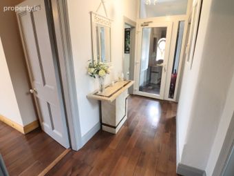 Rock Cottage, Cork Road, Carrigaline, Co. Cork - Image 3