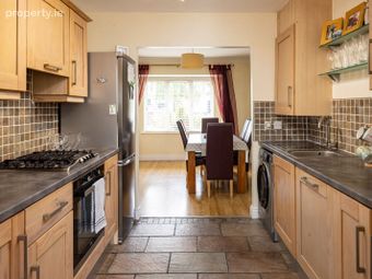 11 Holywell Square, Swords, Co. Dublin - Image 5