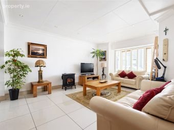 79 Patrick Street, Dun Laoghaire, Co Dublin, Dun Laoghaire, Co. Dublin - Image 2