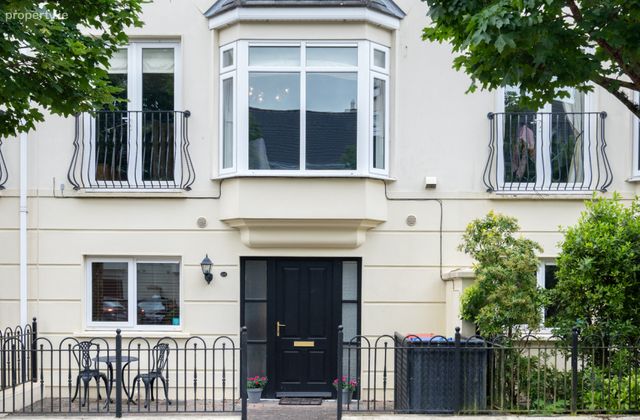 54 Leslies Arch, Old Quarter, Ballincollig, Co. Cork, Ballincollig, Co. Cork - Click to view photos