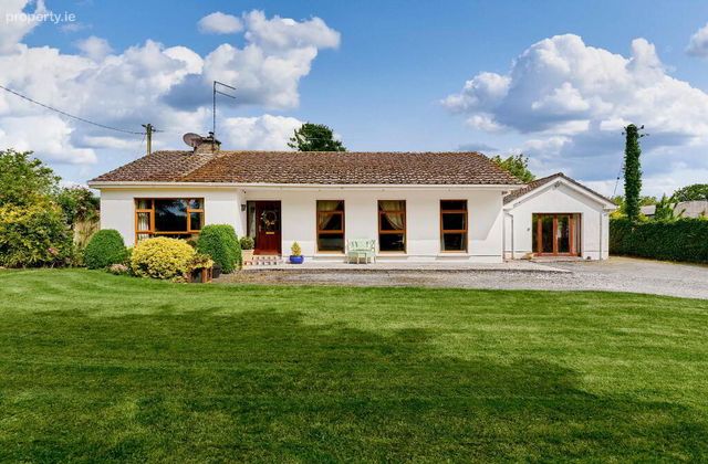Curraghtown, Navan, Co. Meath, Robinstown, Co. Meath - Click to view photos