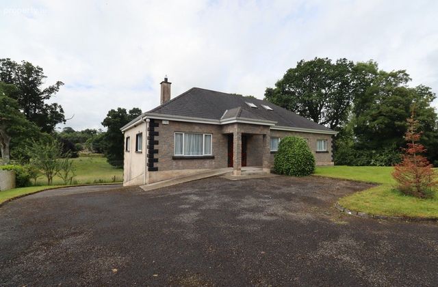 Lismore, Crossdoney, Co. Cavan - Click to view photos