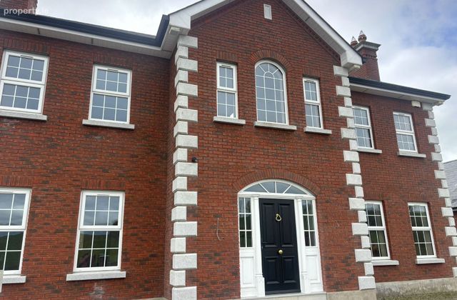 Carrickmacross, Carrickmacross, Co. Monaghan - Click to view photos