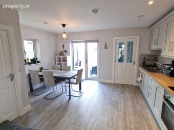 63 P&aacute;irc Na R&iacute;, Athenry, Athenry, Co. Galway - Image 3