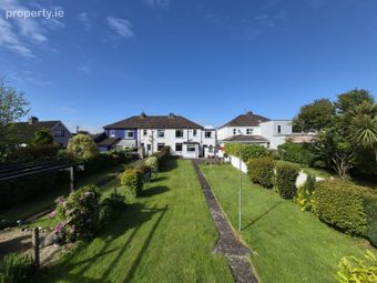 15 Wilton Lawn, Glasheen, Co. Cork - Image 2