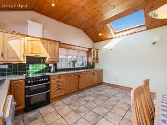 44 Connolly Park, Ballyphehane, Ballyphehane, Co. Cork - Image 5