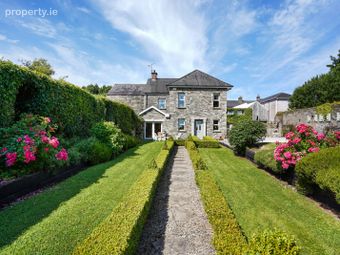 Na Clocha Lia, Station Road, Kingscourt, Co. Cavan