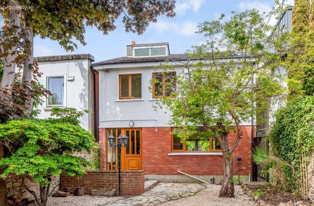 Raglan Lane, Ballsbridge, Dublin 4 - Click to view photos