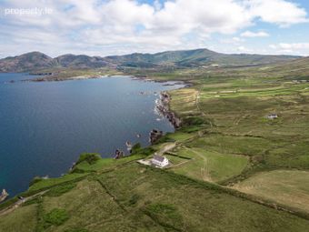Clogheen, Garnish, Firkeel, Co. Cork - Image 2