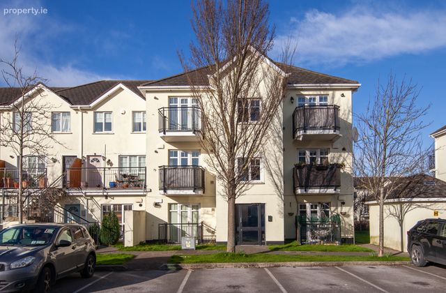 Holywell Rise, Swords, Co. Dublin - Click to view photos