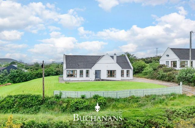 Kinnagoe Bay, Leckemy, Co. Donegal - Click to view photos