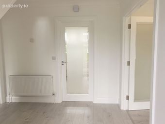 8 Castlelawn, Glinsk, Glinsk, Co. Galway - Image 3