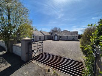 Four Bee Cottage, Commons, Mountmellick, Emo, Co. Laois