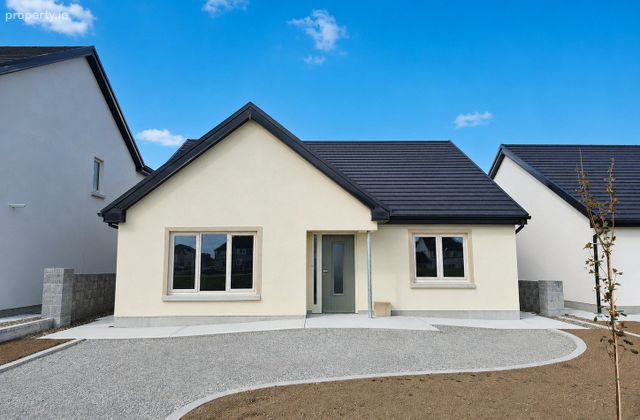 52 Radharc An Dun, Crusheen, Ennis, Co. Clare, Crusheen, Co. Clare - Click to view photos
