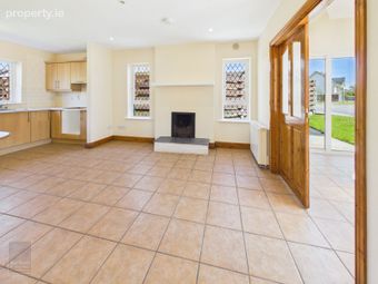 9 Grange Cove, Rosslare Strand, Co. Wexford - Image 4