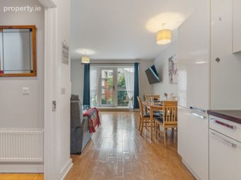 36 The Courtyard, Watercourse Road, Cork City Centre, Co. Cork - Image 4