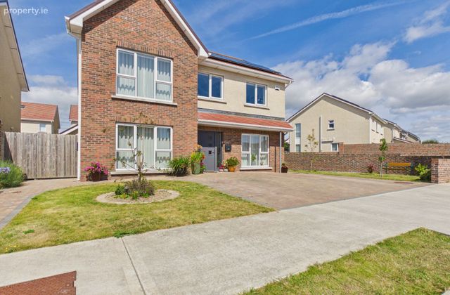 54 Cliffside, Tramore, Co. Waterford - Click to view photos