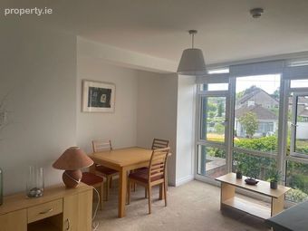 4 The Crescent, Farranlea Road, Cork, Victoria Cross, Co. Cork
