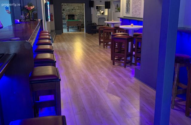 Q Eleven, 11 Liberty Square, Thurles, Co. Tipperary, Thurles, Co. Tipperary - Click to view photos