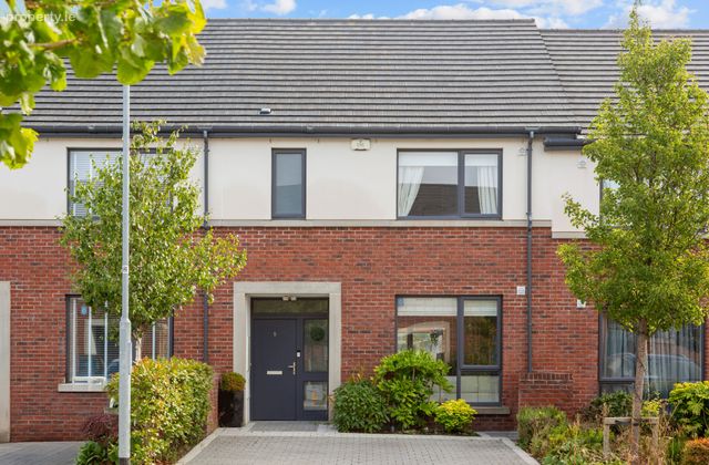 5 Somerton Drive, Lucan, Co. Dublin, Lucan, Co. Dublin - Click to view photos