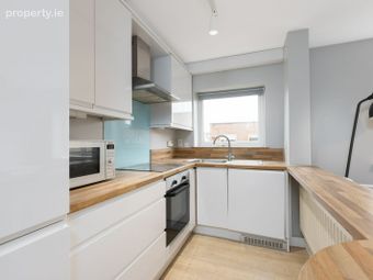 Apartment 8, Block 1, Hollybrook Court, Clontarf, Dublin 3 - Image 3