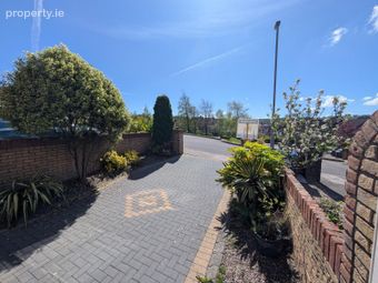 27 Ryecroft, Maryborough Woods, Douglas, Co. Cork - Image 2