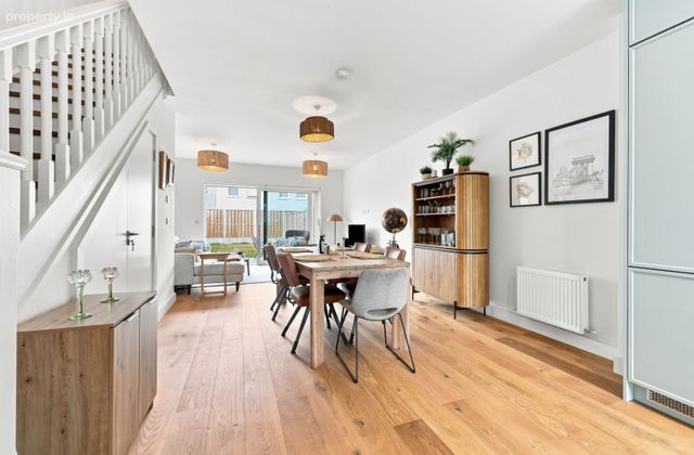 77 Shoreside Park, Sea Gardens, Bray, Co. Dublin - Click to view photos