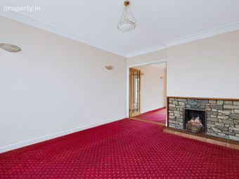 Jireh, 95 Meadow Grove, Dundrum, Dublin 16 - Image 5