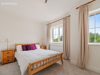 11 The Courtyard, Jacob's Island, Mahon, Co. Cork - Image 5