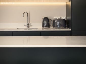 3 Bedroom Apartment, Glass Bottle Avenue, Dublin 4 - Image 3