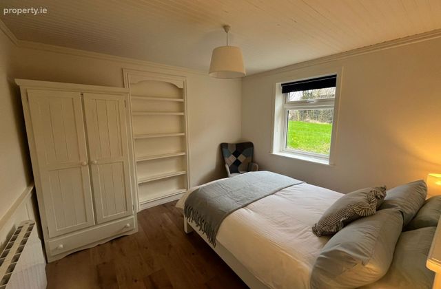 Gorey, Kilmuckridge, Gorey, Co. Wexford - Click to view photos