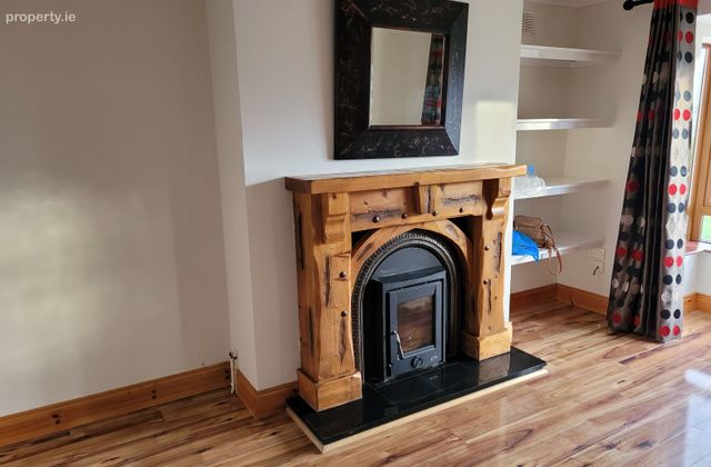 Oakleigh Wood Ennis, Ennis, Co. Clare - Click to view photos