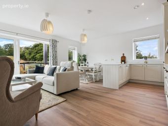 Apartment 10, Suttonfield Court, Suttonfield Park, Carrickmines, Dublin 18 - Image 4