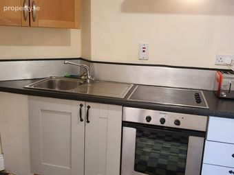 Flat D, 117 Thomas Street, Christchurch, Dublin 8 - Image 3