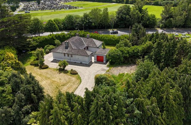 Karuna, Commons, The Old Village, Rathnew, Co. Wicklow - Click to view photos