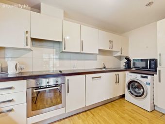 Apartment 12, Block C, Mellowes Quay, Dublin 8 - Image 2