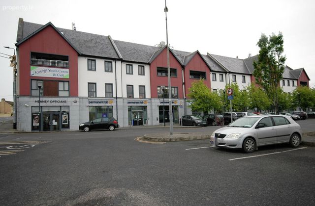 C. 11.5 Percent Rental Yield, 8 Market Court, Newcastle West, Co. Limerick - Click to view photos