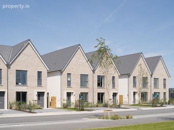 4 Bedroom Semi-Detached House, Dublin 22 - Image 2