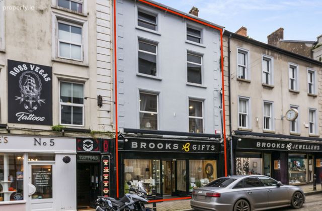 6 Charles Street, New Ross, Co. Wexford - Click to view photos