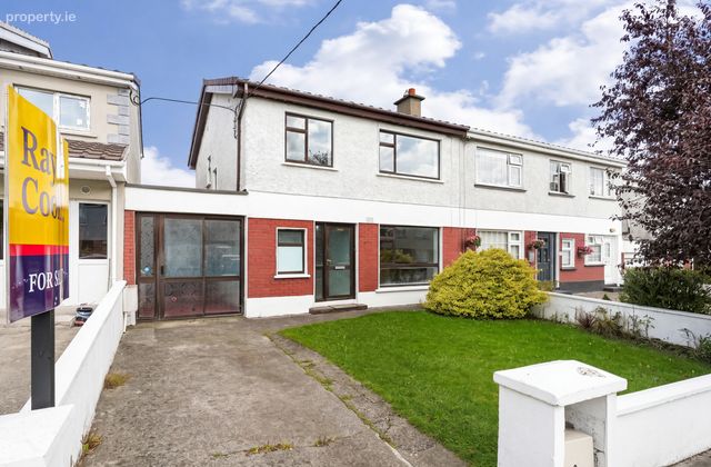 153 Moorefield Park, Newbridge, Co. Kildare, Newbridge, Co. Kildare - Click to view photos