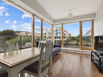 Apartment 23, Maple Hall, Milltown Avenue, Milltown, Dublin 6 - Image 2