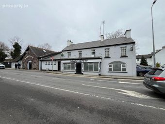 Commercial Licenced Premises, Duntaheen Road, Fermoy, Co. Cork