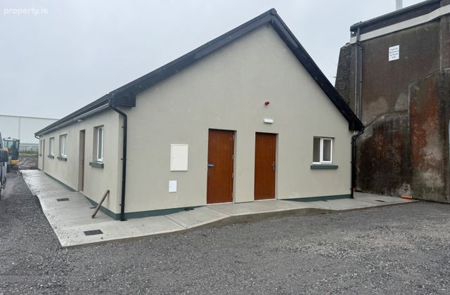 Crinkle Handball Club, Boherdeel Road, Crinkle, Birr, Co. Offaly, Crinkill, Co. Offaly - Click to view photos